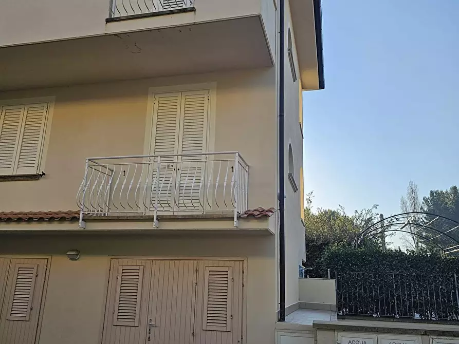 Immagine 26 di Appartamento in vendita  a Rosignano Marittimo