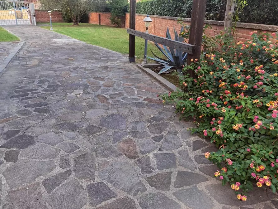 Immagine 4 di Casa bifamiliare in vendita  a Pisa