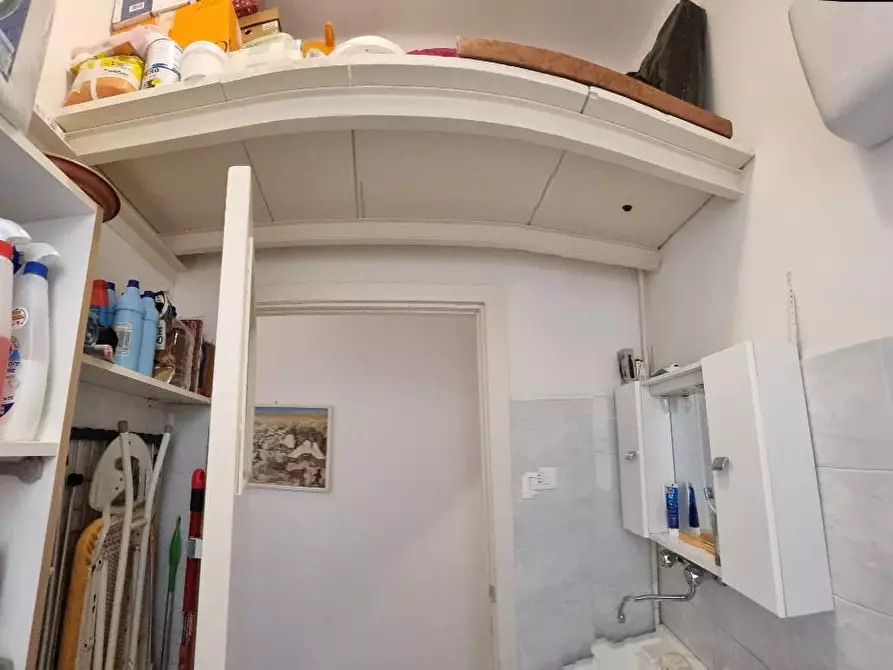 Immagine 26 di Appartamento in vendita  a Livorno