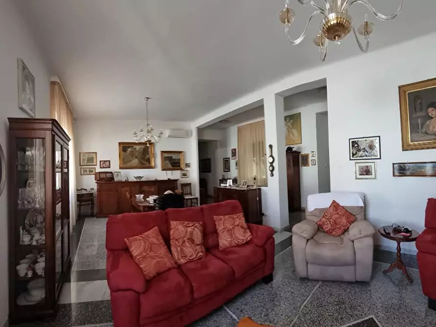 Immagine 6 di Appartamento in vendita  a Livorno