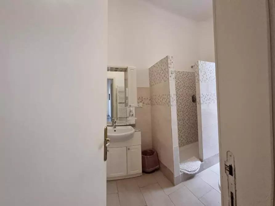 Immagine 29 di Appartamento in vendita  a Livorno