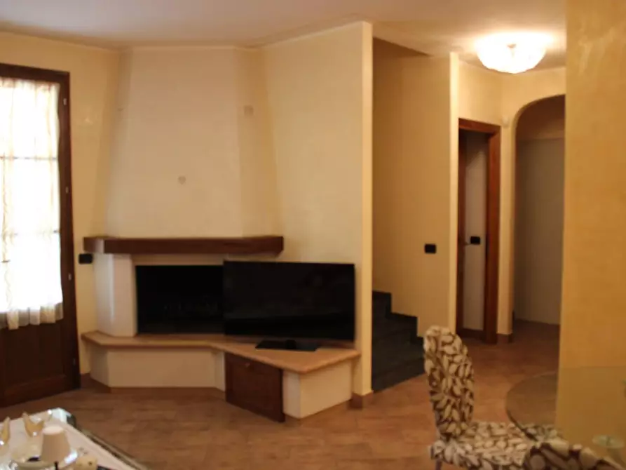 Immagine 2 di Casa quadrifamiliare in vendita  a San Miniato