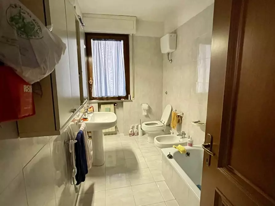 Immagine 17 di Appartamento in vendita  a Pisa