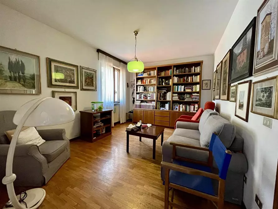 Immagine 9 di Appartamento in vendita  a Pisa