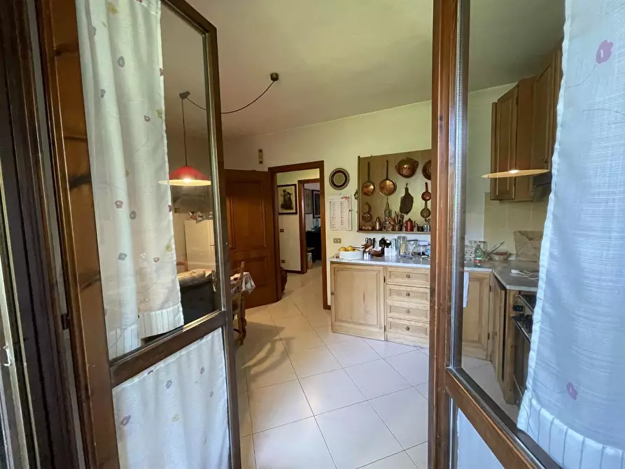 Immagine 11 di Appartamento in vendita  a Pisa