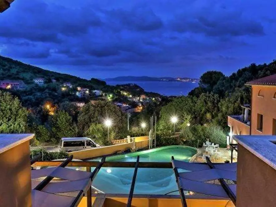 Immagine 5 di Appartamento in vendita  a Rio Marina