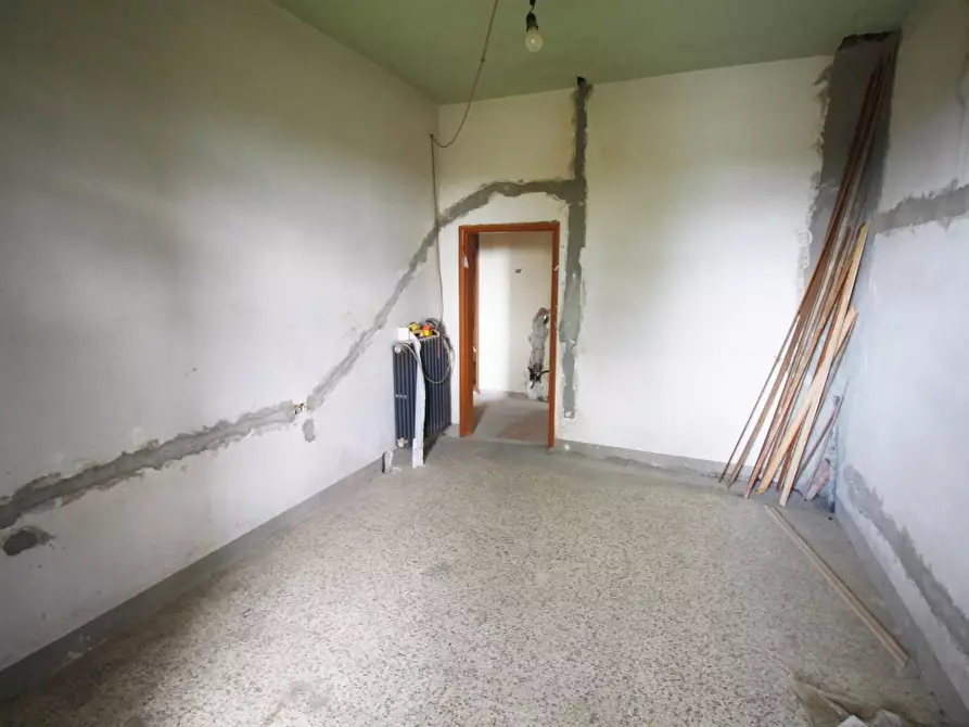 Immagine 8 di Casa colonica in vendita  a Vinci