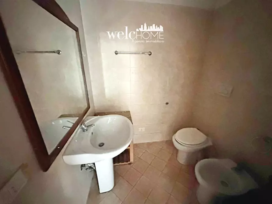 Immagine 16 di Appartamento in vendita  a Campi Bisenzio