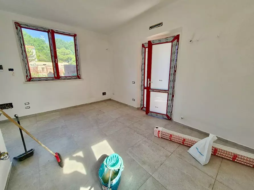 Immagine 6 di Villa in vendita  a Pisa