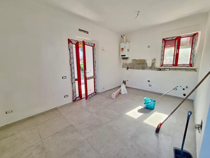 Immagine 5 di Villa in vendita  a Pisa