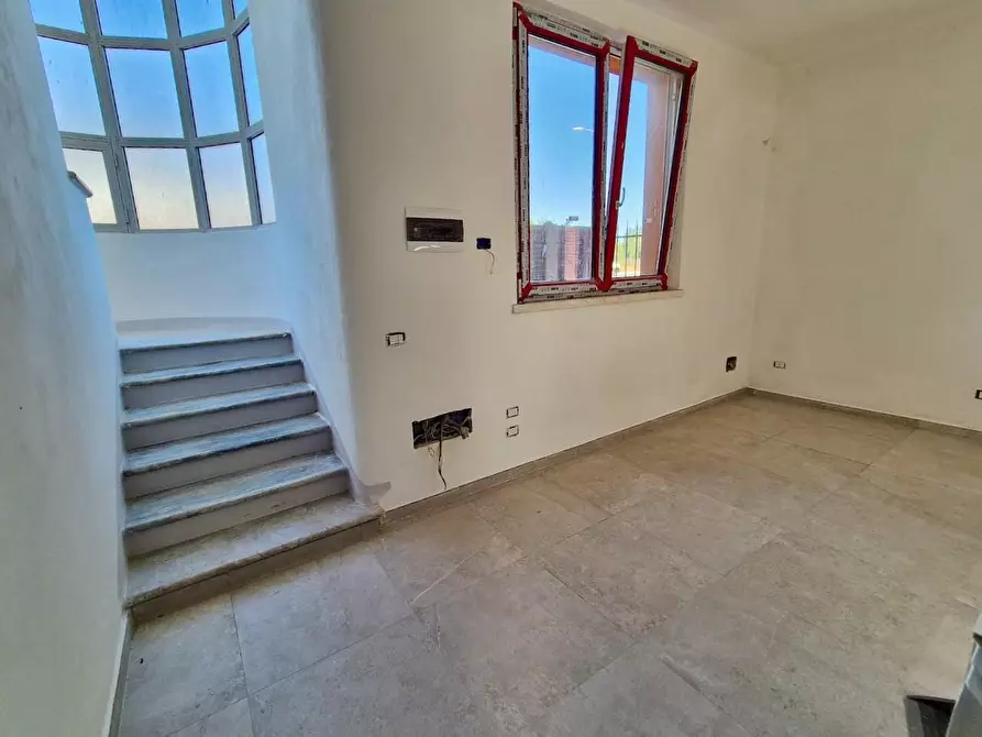 Immagine 13 di Villa in vendita  a Pisa