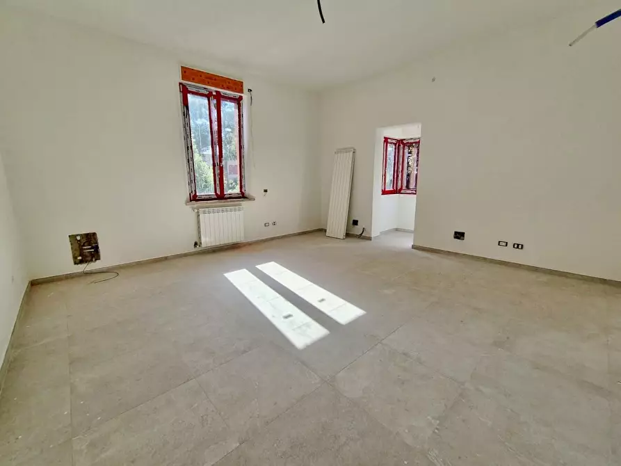 Immagine 19 di Villa in vendita  a Pisa