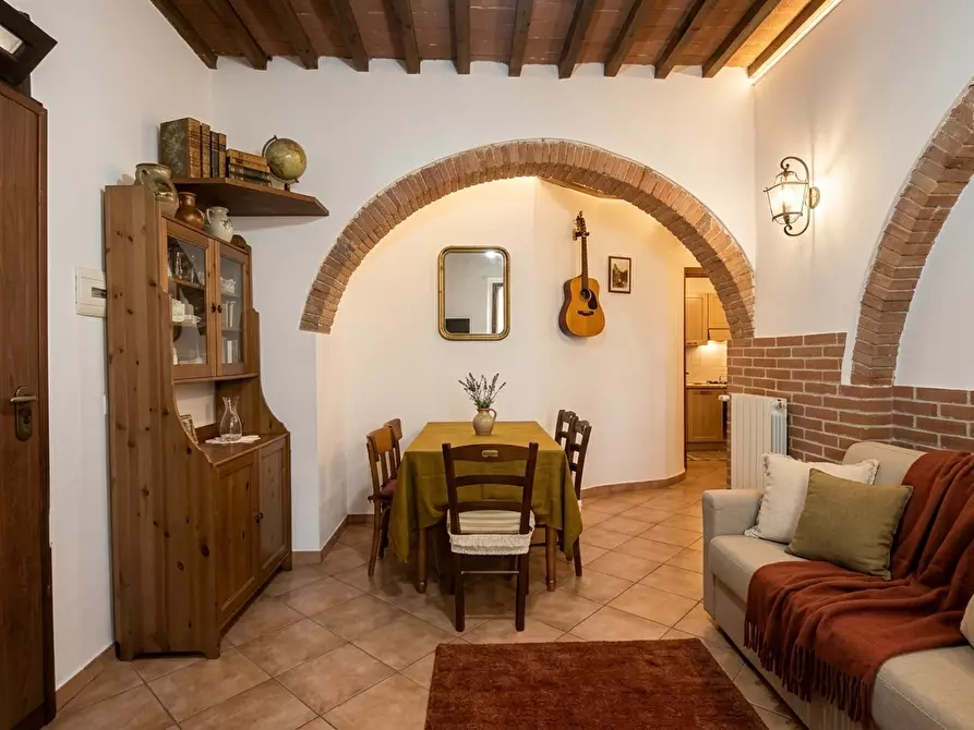 Immagine 1 di Appartamento in vendita  a Livorno