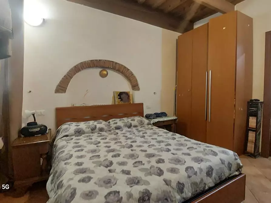 Immagine 8 di Appartamento in vendita  a Livorno