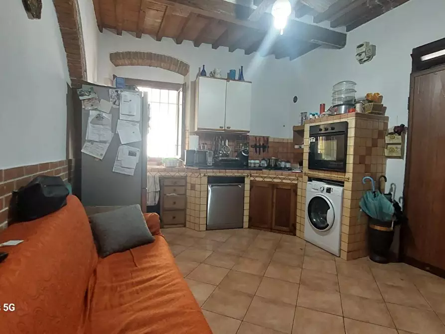 Immagine 4 di Appartamento in vendita  a Livorno