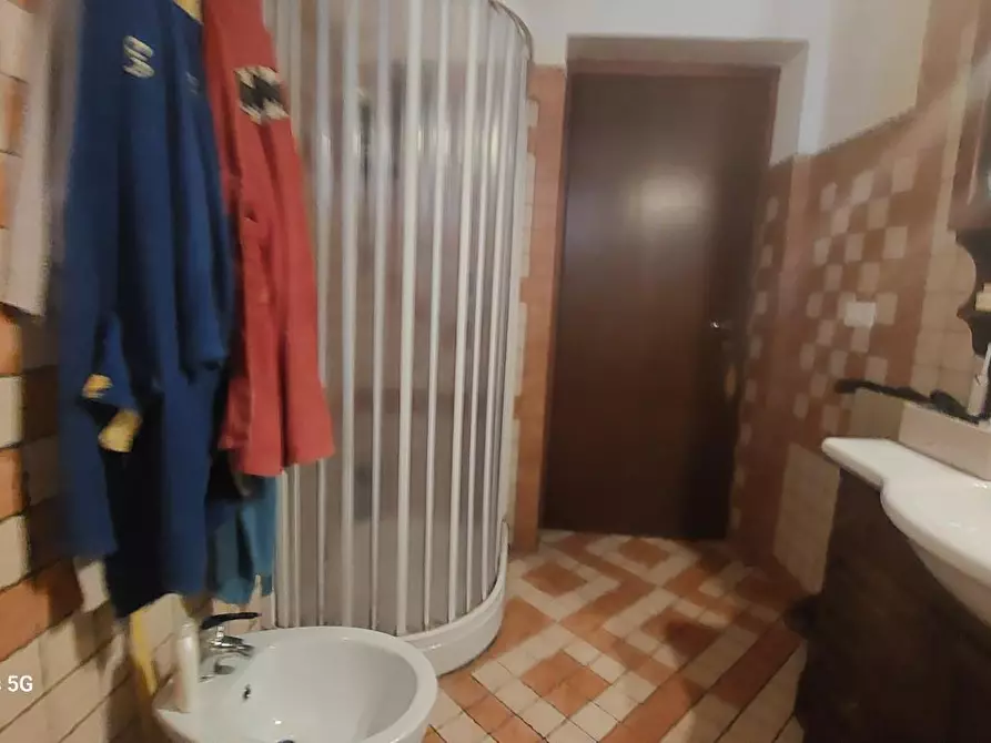 Immagine 12 di Appartamento in vendita  a Livorno