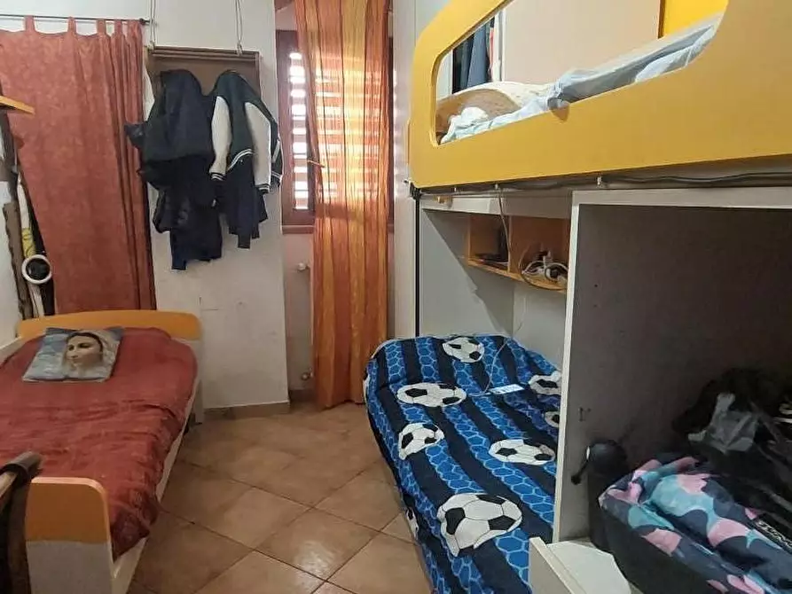 Immagine 13 di Appartamento in vendita  a Livorno