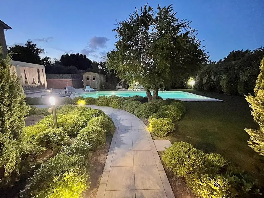 Immagine 6 di Casa bifamiliare in vendita  a Cascina