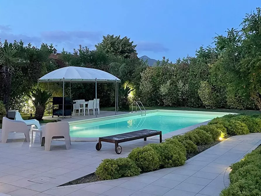 Immagine 5 di Casa bifamiliare in vendita  a Cascina