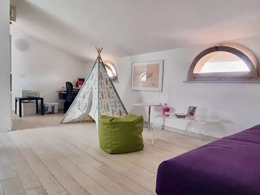 Immagine 24 di Casa bifamiliare in vendita  a Cascina