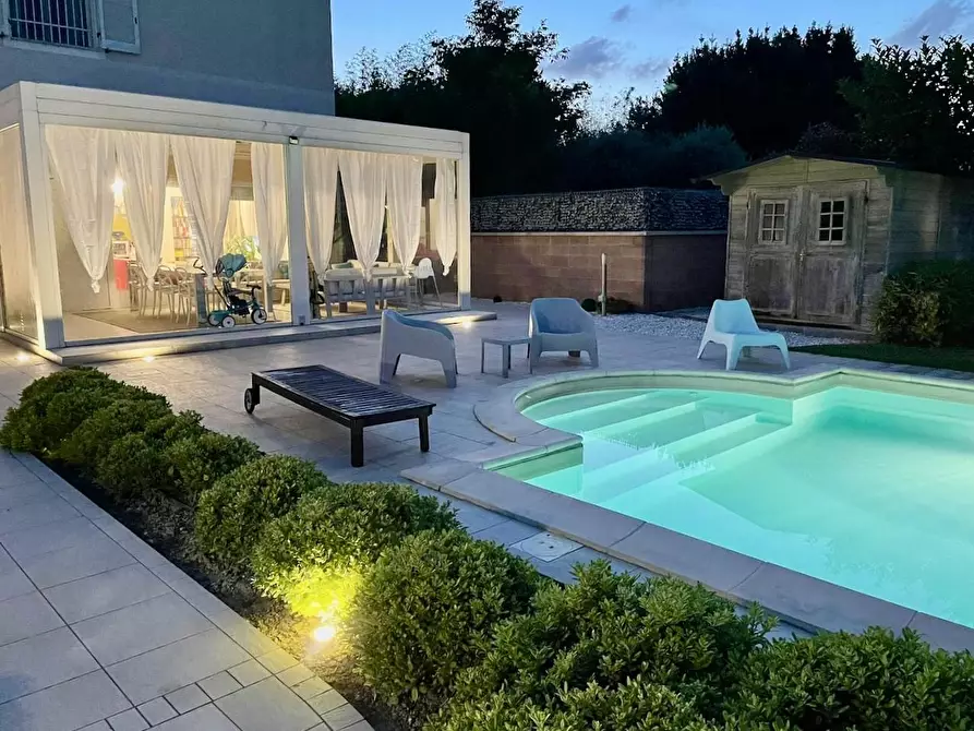 Immagine 7 di Casa bifamiliare in vendita  a Cascina