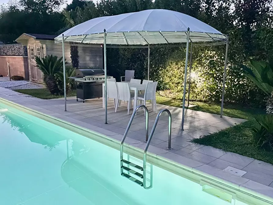 Immagine 9 di Casa bifamiliare in vendita  a Cascina