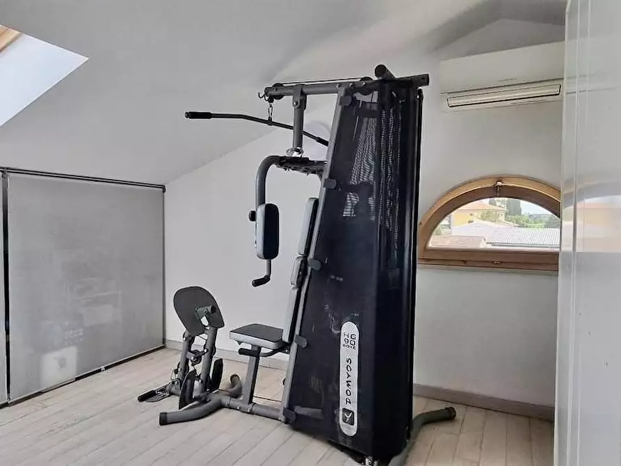 Immagine 27 di Casa bifamiliare in vendita  a Cascina