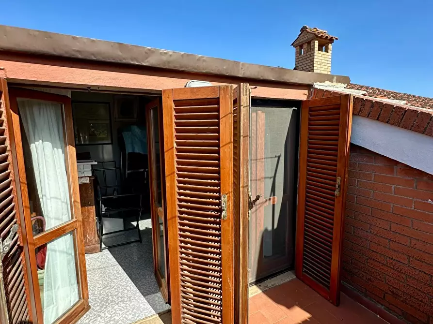 Immagine 29 di Appartamento in vendita  a Siena