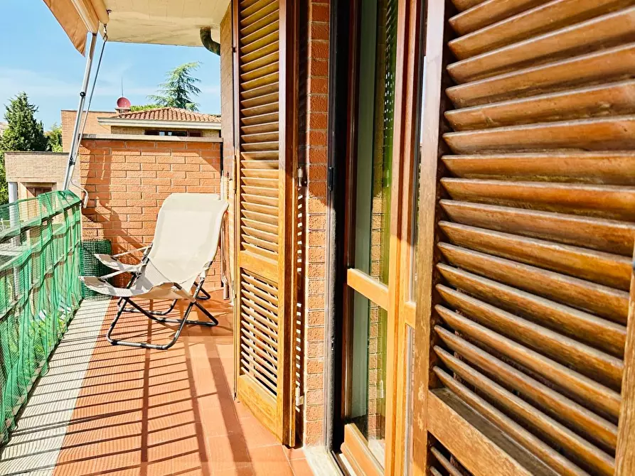 Immagine 12 di Appartamento in vendita  a Siena