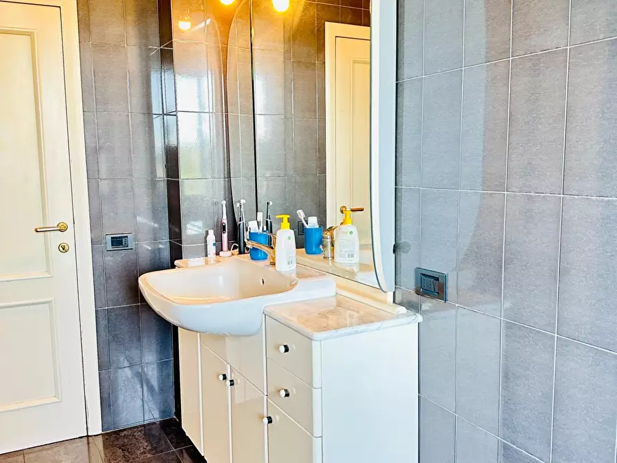 Immagine 26 di Appartamento in vendita  a Siena