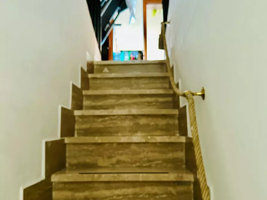 Immagine 28 di Appartamento in vendita  a Siena