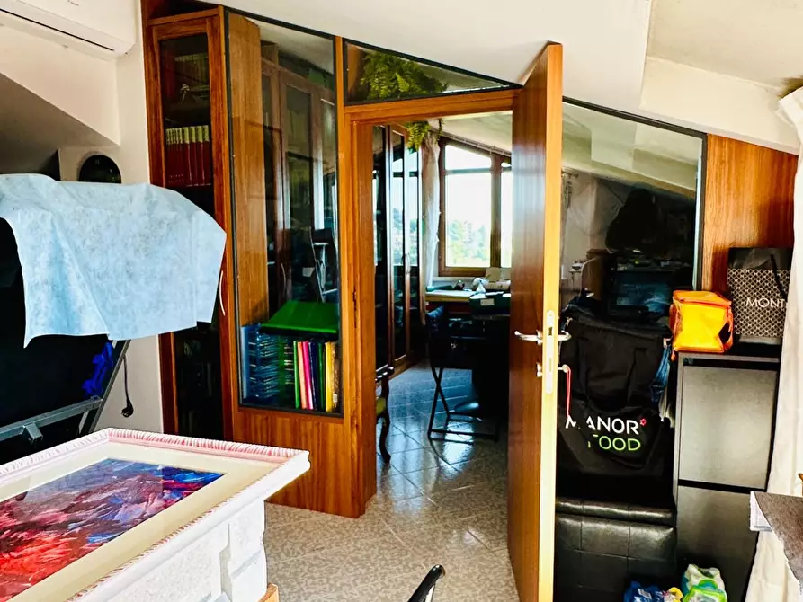 Immagine 33 di Appartamento in vendita  a Siena