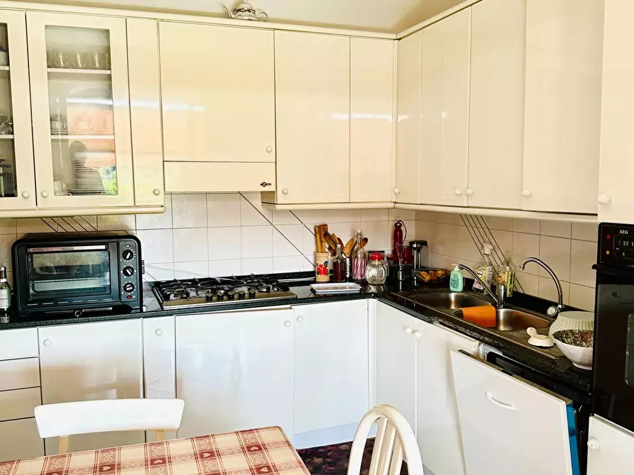 Immagine 14 di Appartamento in vendita  a Siena