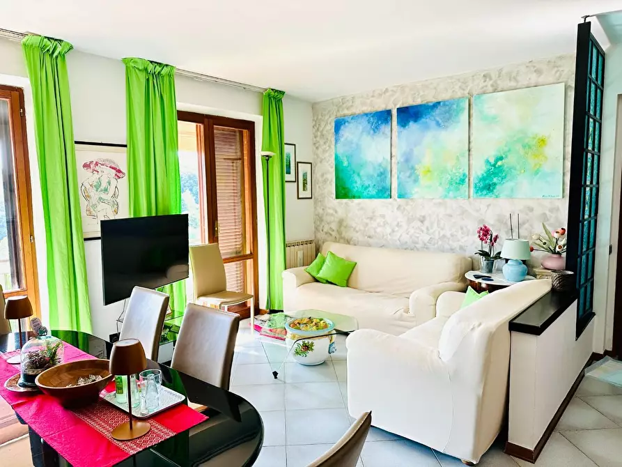 Immagine 6 di Appartamento in vendita  a Siena