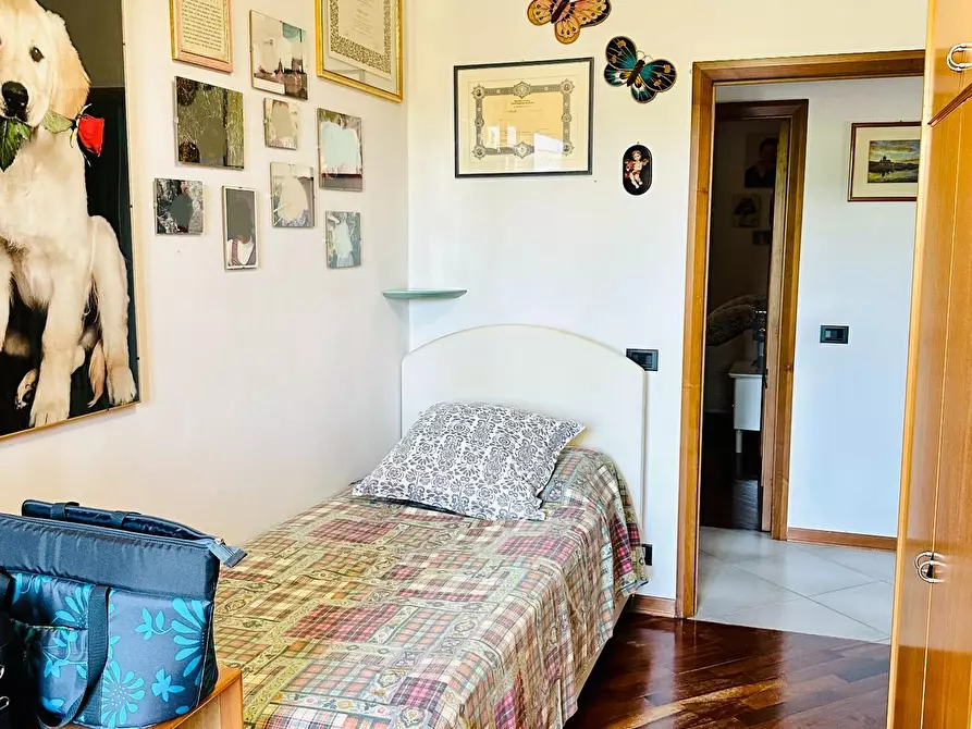 Immagine 18 di Appartamento in vendita  a Siena