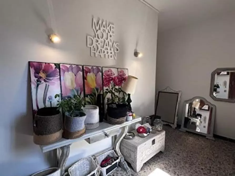 Immagine 21 di Appartamento in vendita  a Pisa