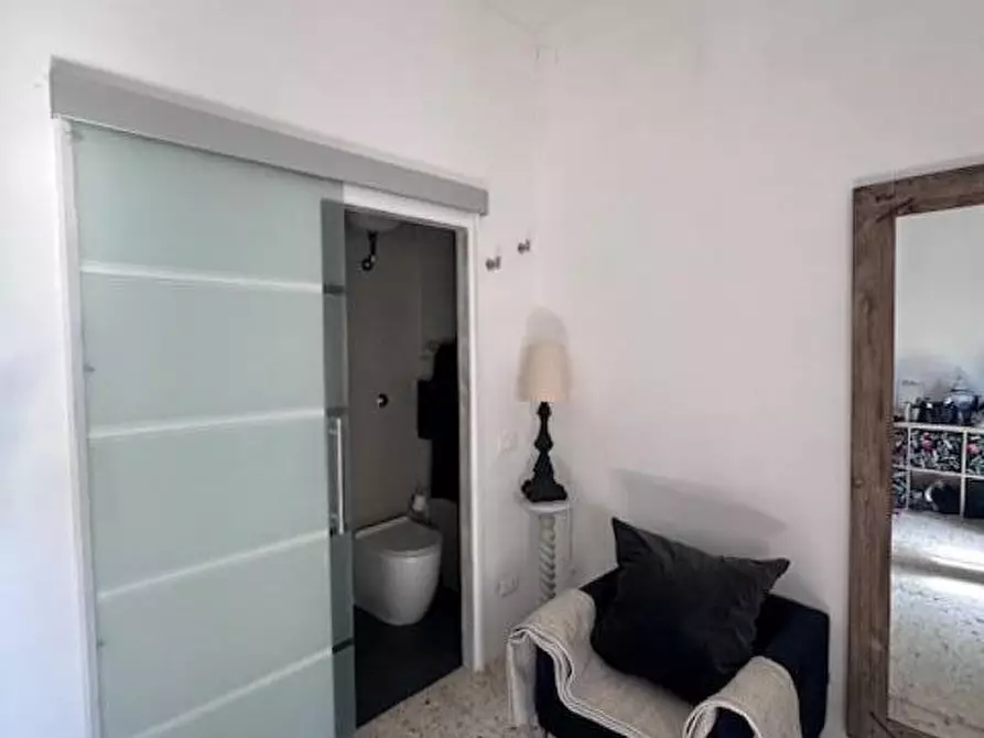 Immagine 16 di Appartamento in vendita  a Pisa