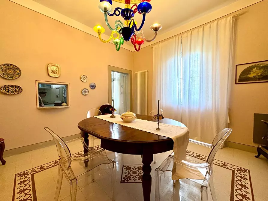 Immagine 6 di Villa in vendita  a Pisa