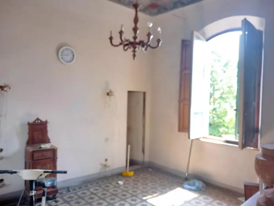Immagine 14 di Villa in vendita  a Pisa