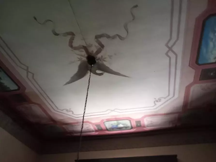 Immagine 10 di Villa in vendita  a Pisa