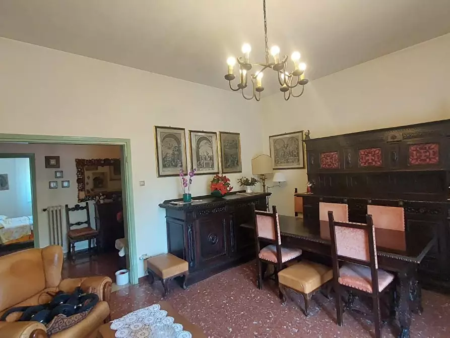 Immagine 14 di Appartamento in vendita  a Pontedera