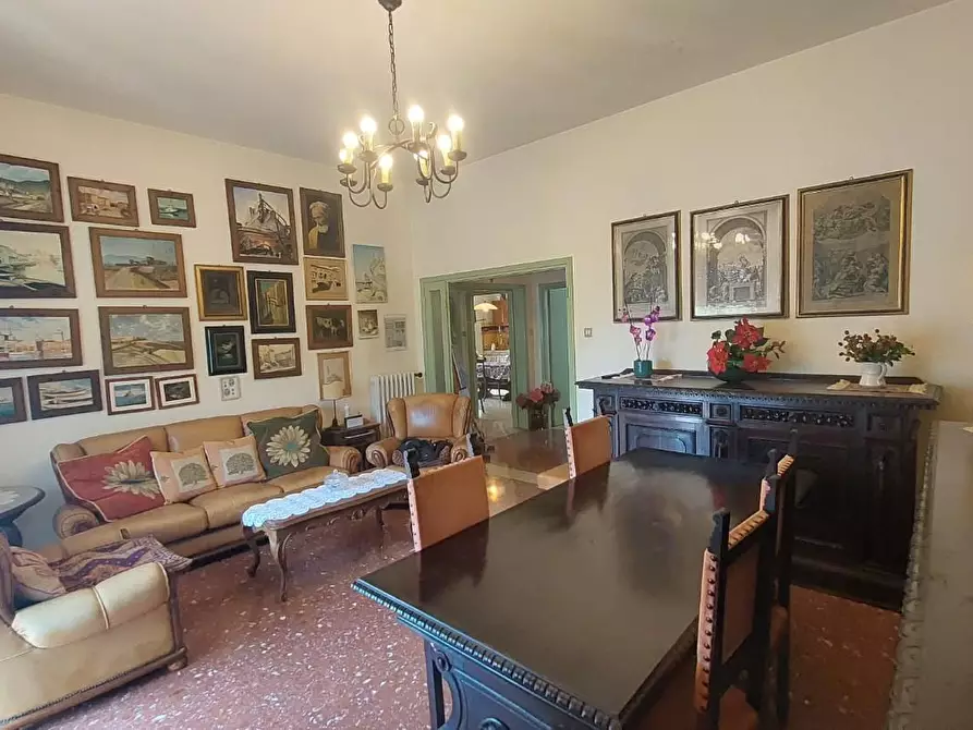 Immagine 12 di Appartamento in vendita  a Pontedera