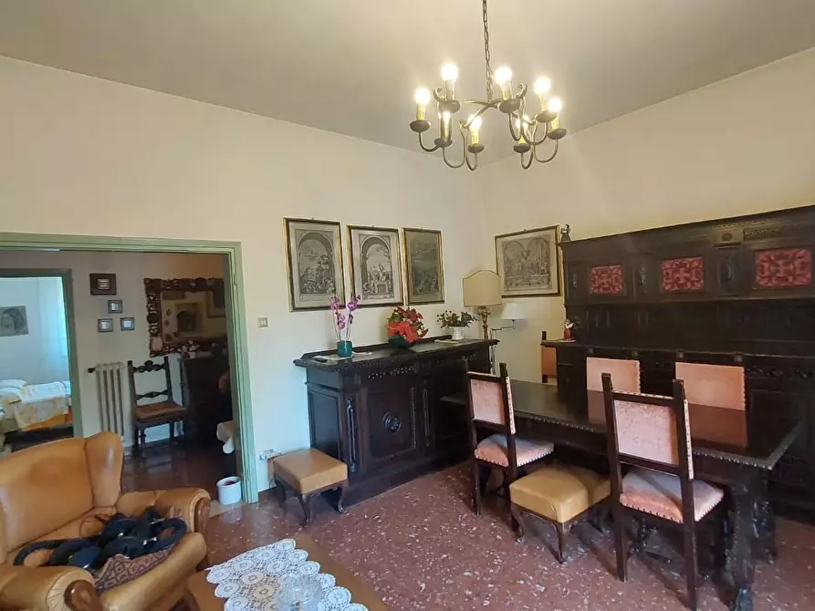 Immagine 10 di Appartamento in vendita  a Pontedera