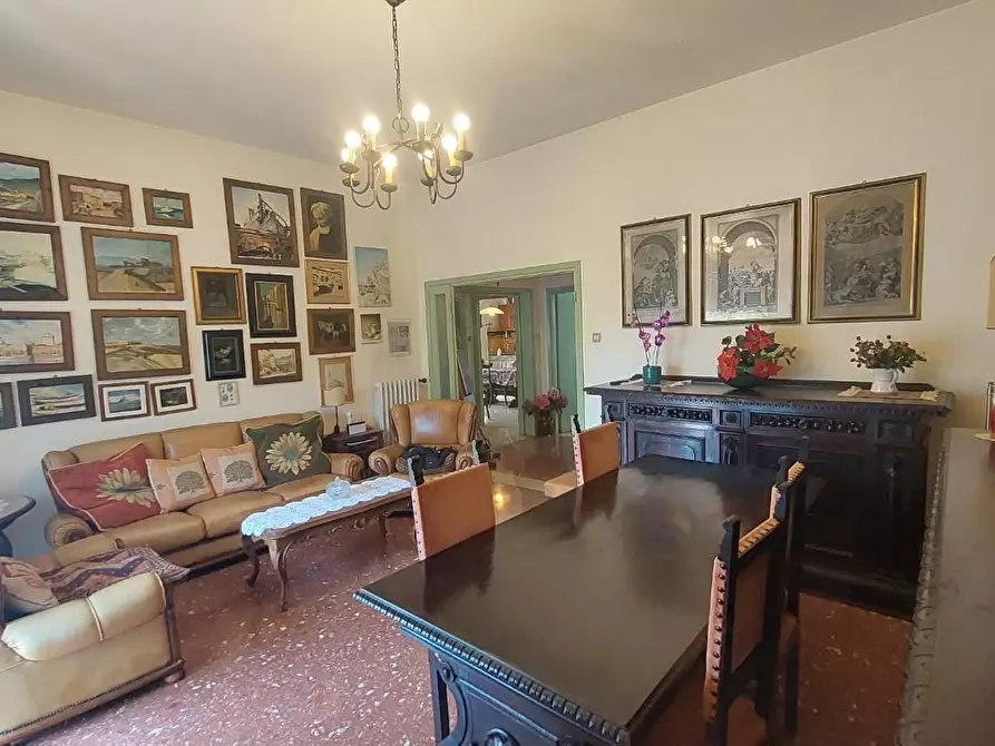 Immagine 9 di Appartamento in vendita  a Pontedera