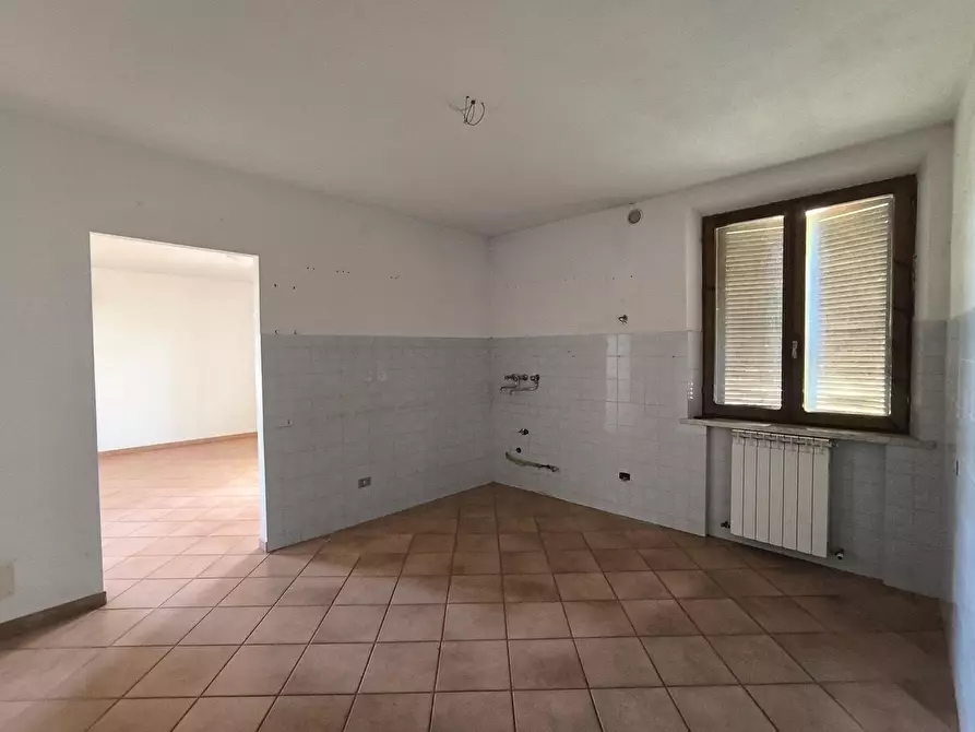 Immagine 83 di Casa colonica in vendita  a Siena
