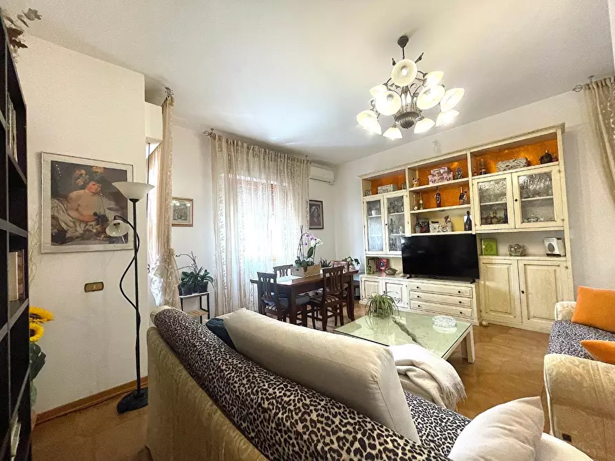 Immagine 5 di Appartamento in vendita  a Vinci