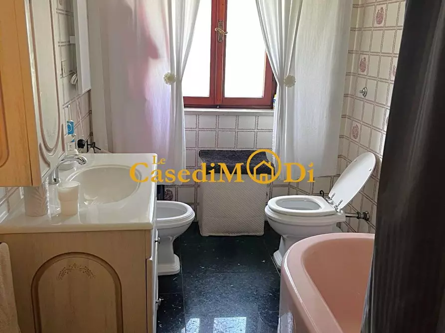 Immagine 23 di Villa in vendita  a Livorno