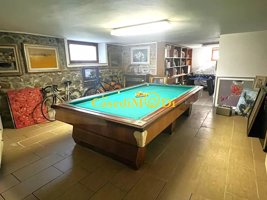 Immagine 20 di Villa in vendita  a Livorno