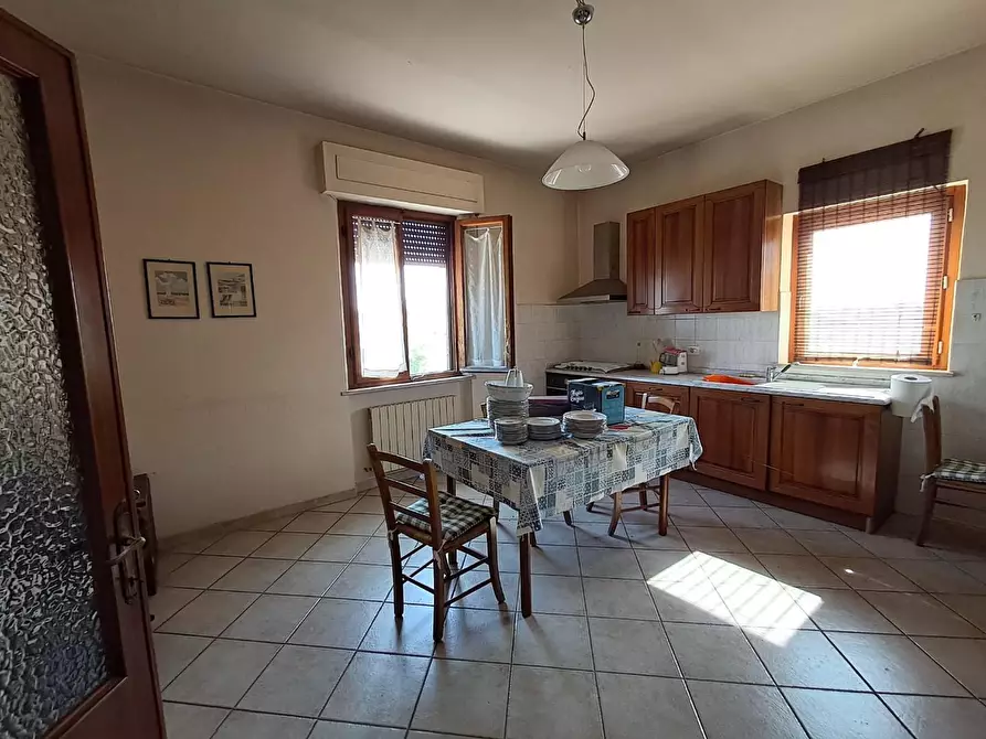 Immagine 9 di Rustico / casale in vendita  a Crespina Lorenzana