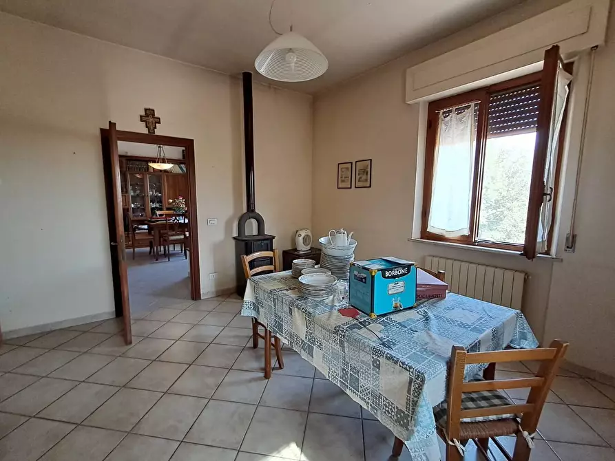 Immagine 4 di Rustico / casale in vendita  a Crespina Lorenzana